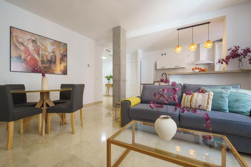 Conde Ibarra Suite Seville Exterior photo